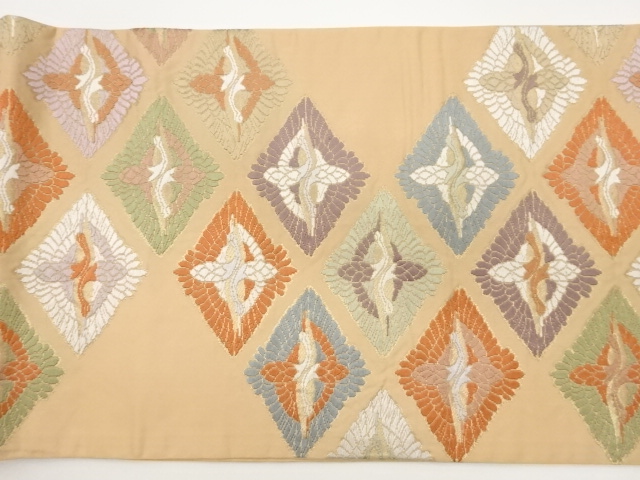  向かい鶴菱模様織出し袋帯